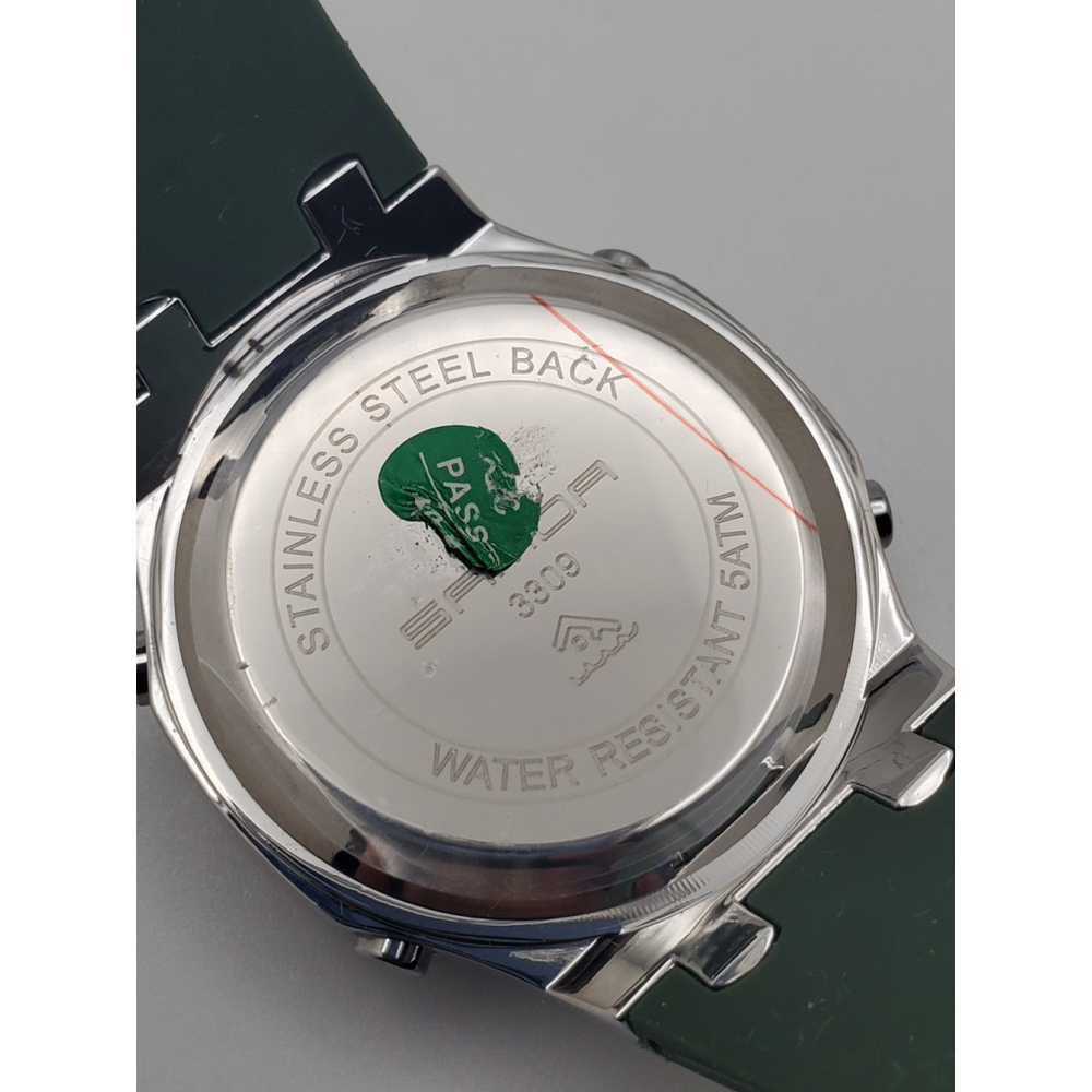 Mens Digital Watch - Picture 12 of 12